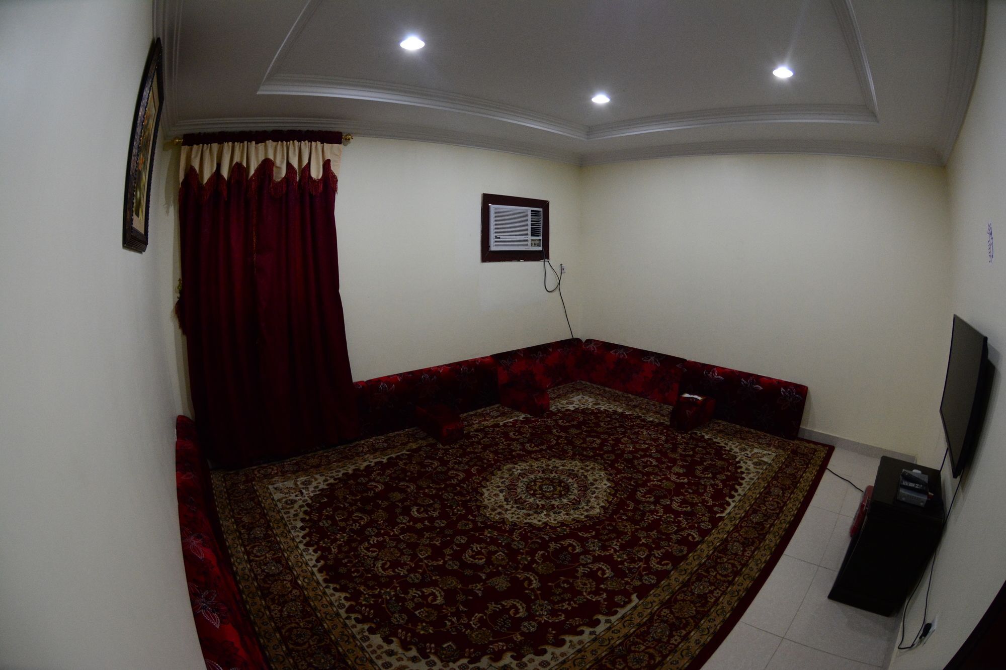 Al Mubarakiyah Al Eairy Apartment- Dammam 3 מראה חיצוני תמונה